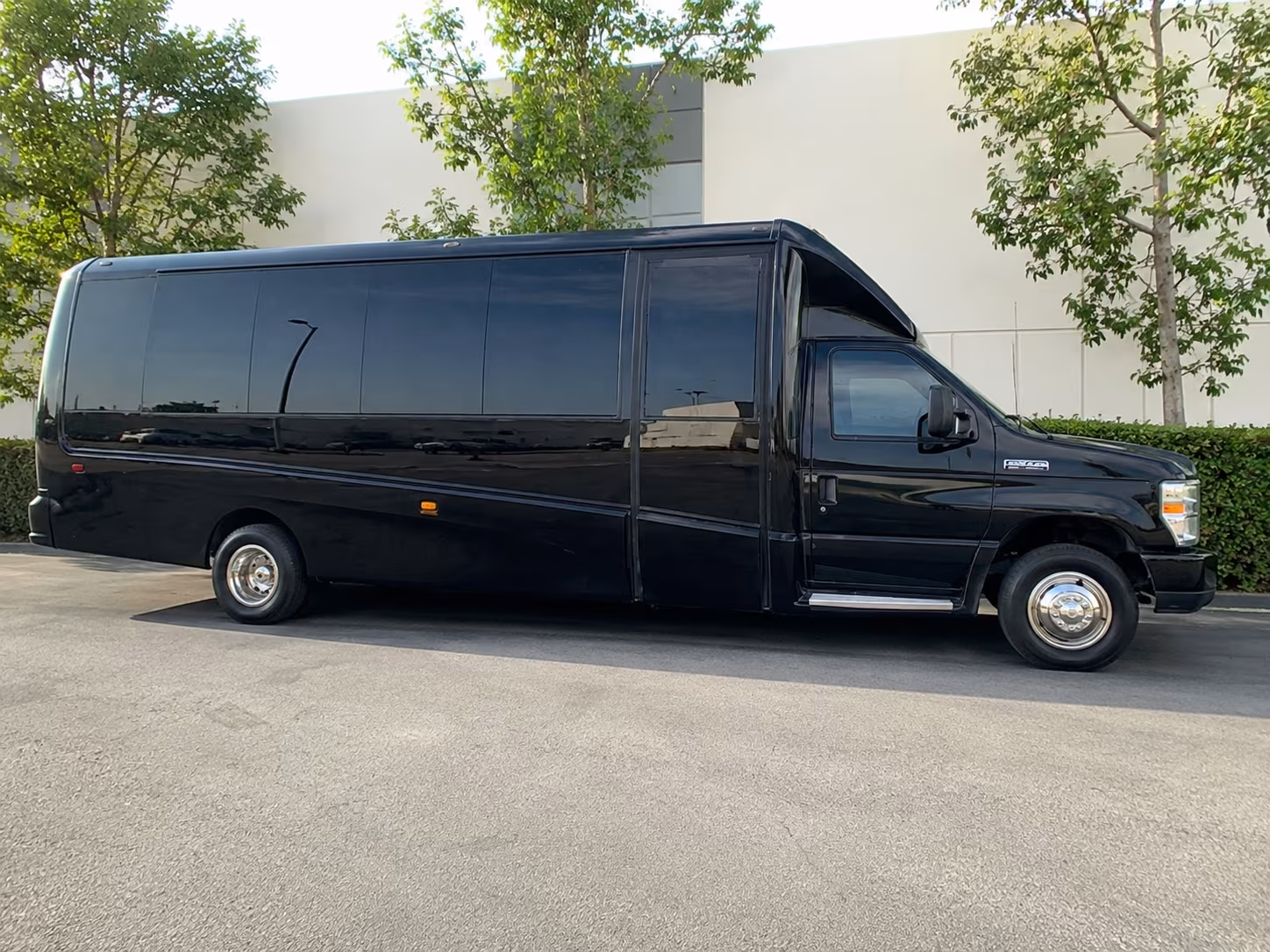 Moreno Valley Airport Shuttle & Transportation party bus exterior