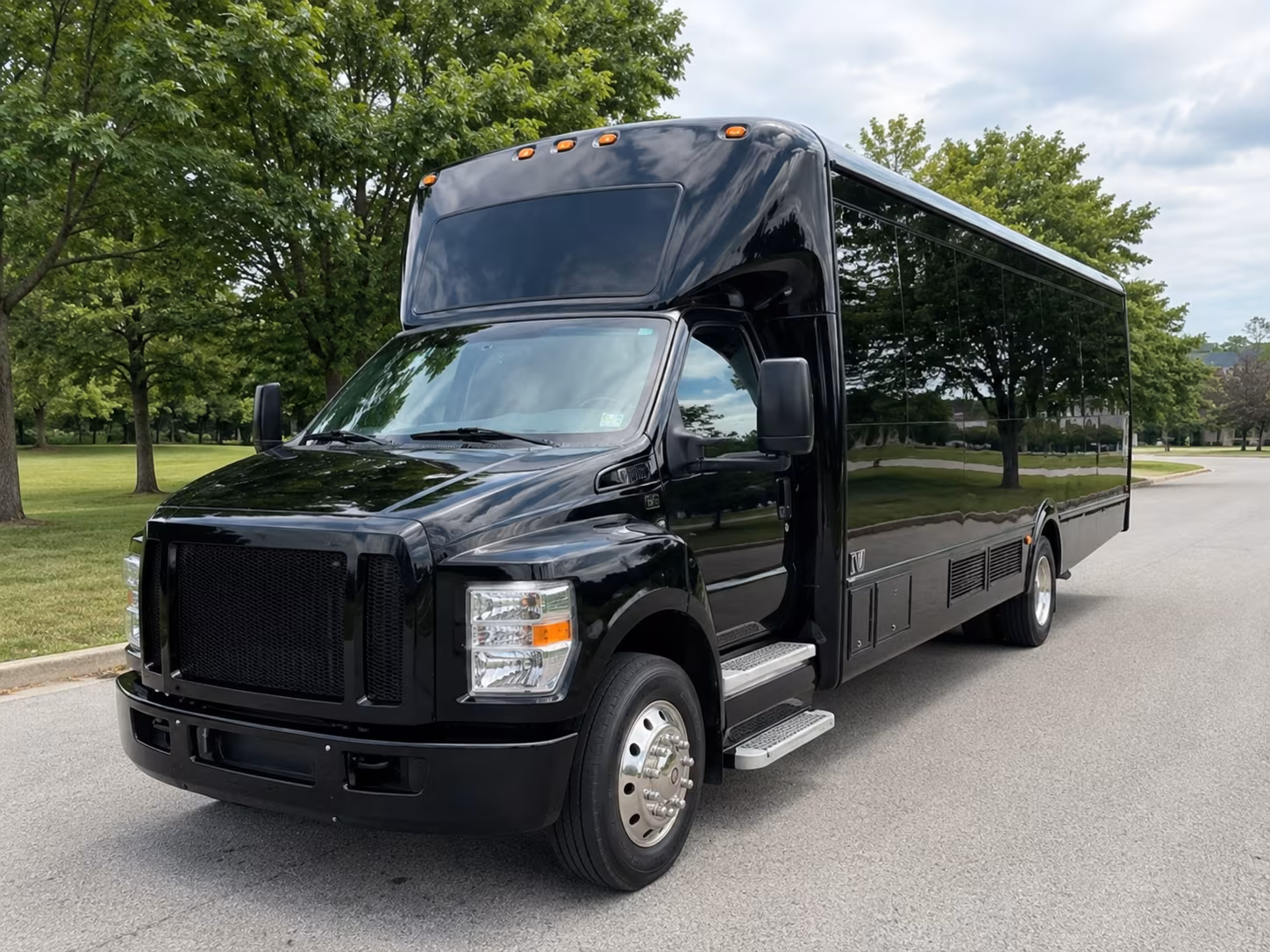 Perris Homecoming & Prom Party Bus Rentals
