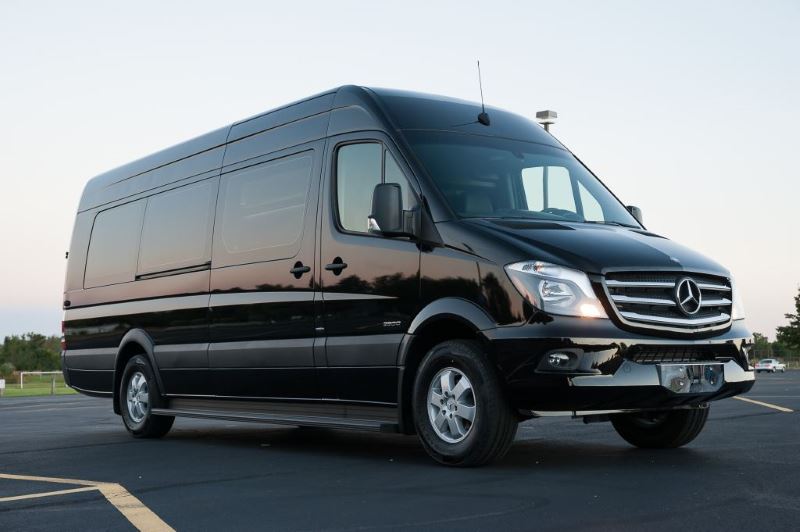 Anaheim 14 Passenger Sprinter Bus